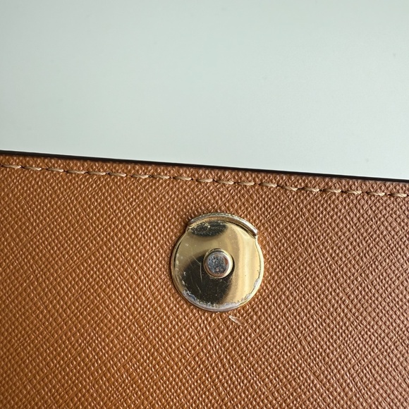 Tory Burch Robinson Wallet on Chain - Brown - Picture 7 of 13